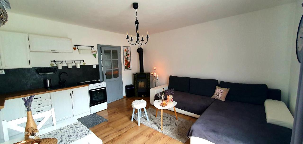 Apartmanovy Dom Adas Prosiek Eksteriør bilde